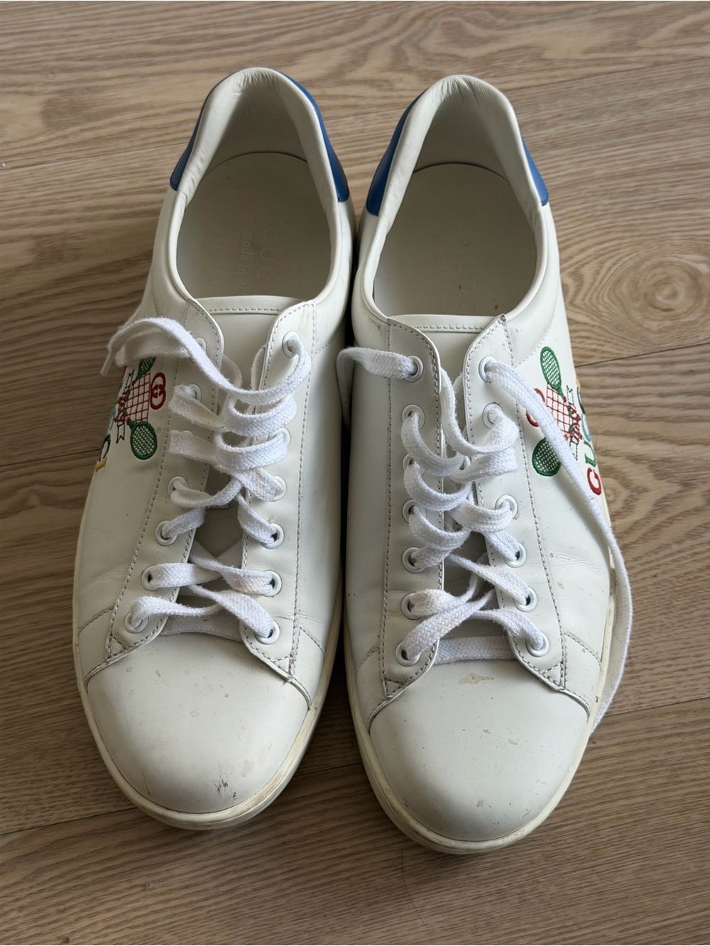 Gucci White Leather Sneakers with Blue Heel and Multicolor Tennis Logo - Picture 3 of 5